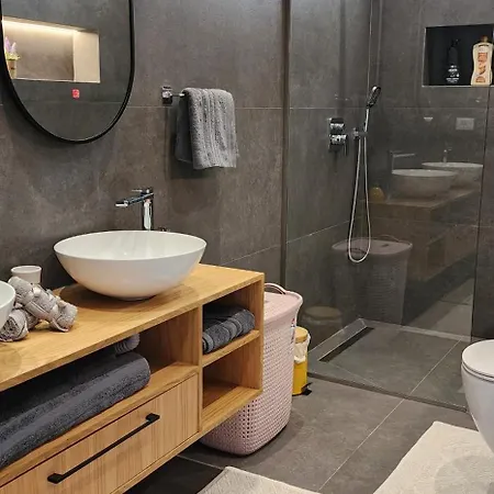 Marysol - San Pietro - Pool & Hot Tub Durrës