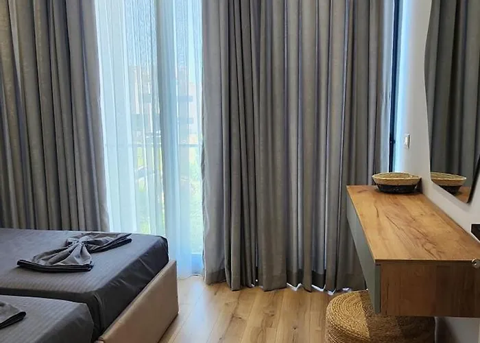 Marysol - San Pietro - Pool&hot Tub Villa