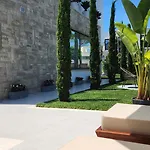 Marysol - San Pietro - Pool & Hot Tub Villa *