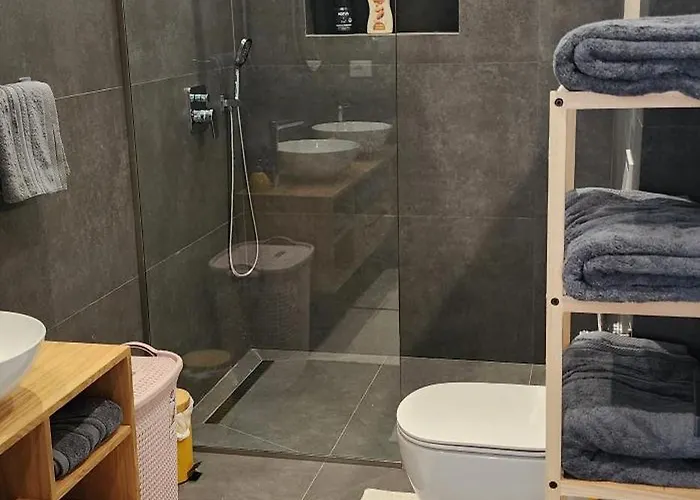 Villa Marysol - San Pietro - Pool & Hot Tub Durres